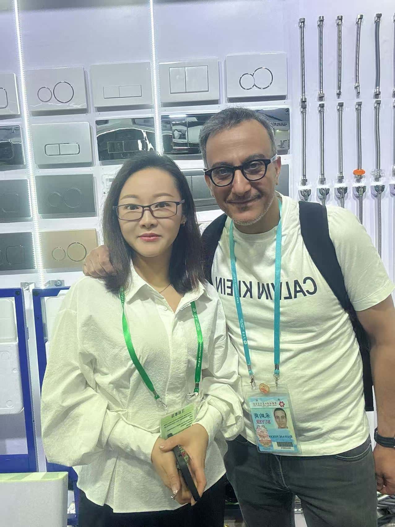 Flush toilet supplier