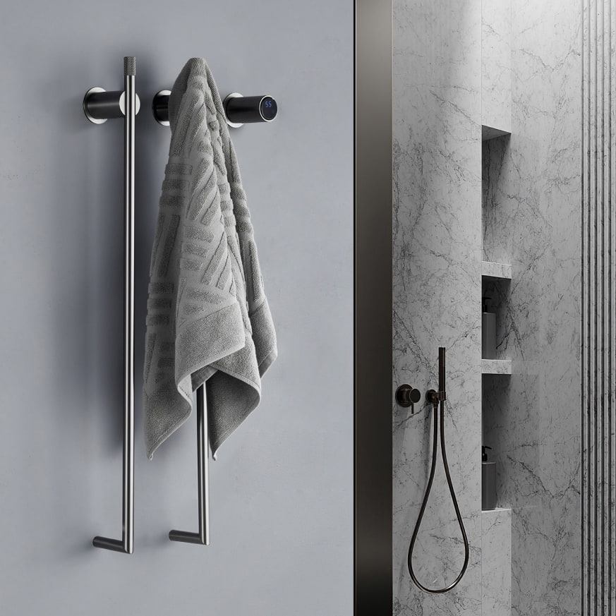 Space-saving wall-mounted towel heater