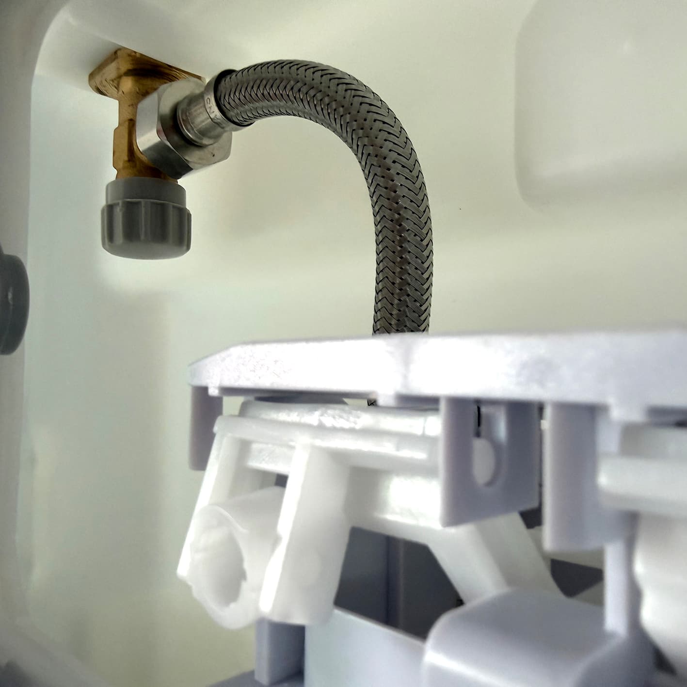 Anti-Leakage Inlet Valve for Concealed Cistern CE/UL Certified